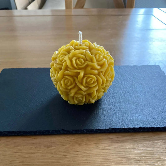 Natural 100% British Beeswax Alternative Rose Detail Candle - Mêl Llŷn