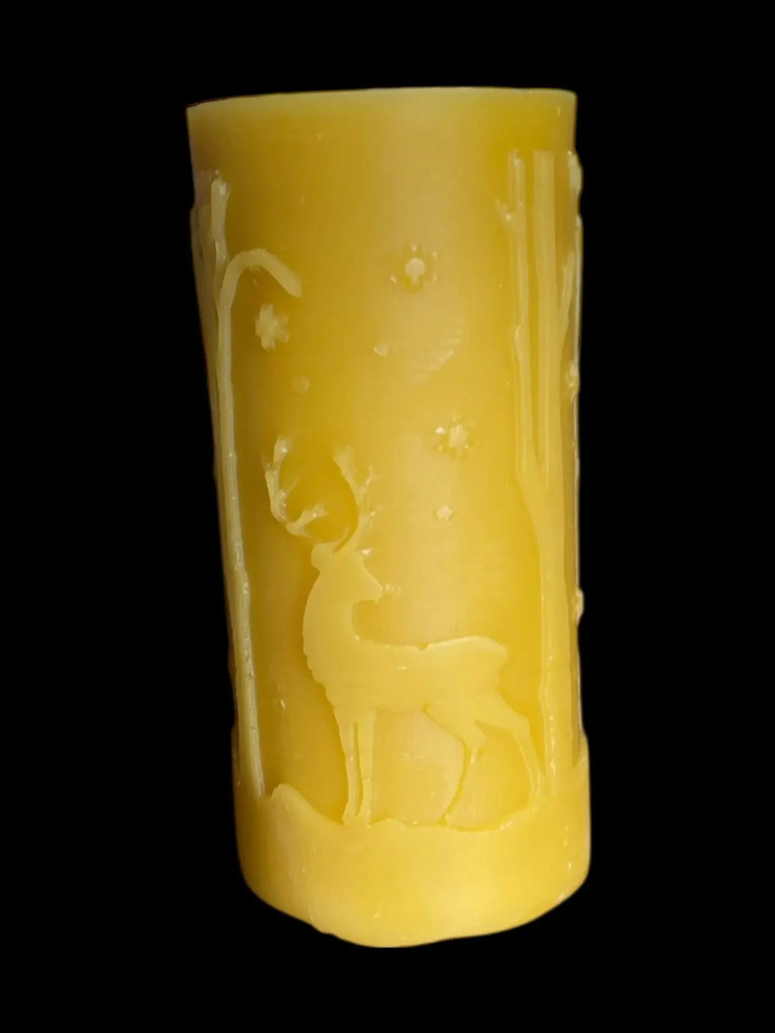 130g Christmas Scene Beeswax Candle – 19 Hour Burn - Non - Toxic - Mêl Llŷn