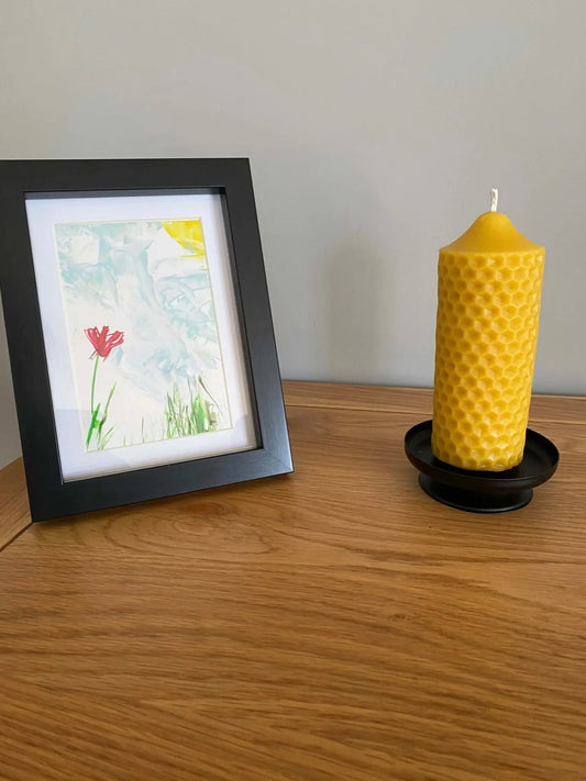 Natural 100% British Beeswax Honeycomb Design Handmade Candle - Mêl Llŷn