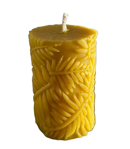 Natural 100% British Beeswax Leaves Pillar Handmade Candle - Mêl Llŷn